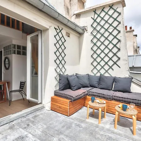 Appartamento Guestready - Homelike Parisian Apt With Terrace Parigi
