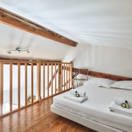 Guestready - Homelike Parisian Apt With Terrace * Parigi